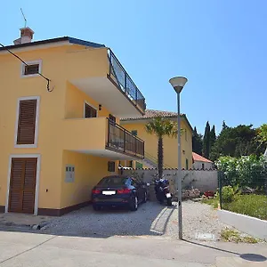 Agata Apartment Novigrad Istria